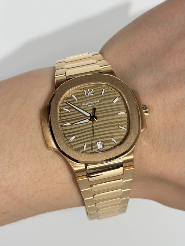 Patek Philippe Lady 7118 7118/1R-010 5