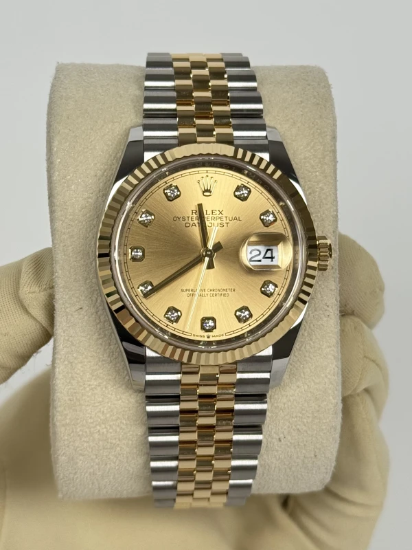 Rolex 36 MM, OYSTERSTEEL AND YELLOW GOLD 126233-0017 2