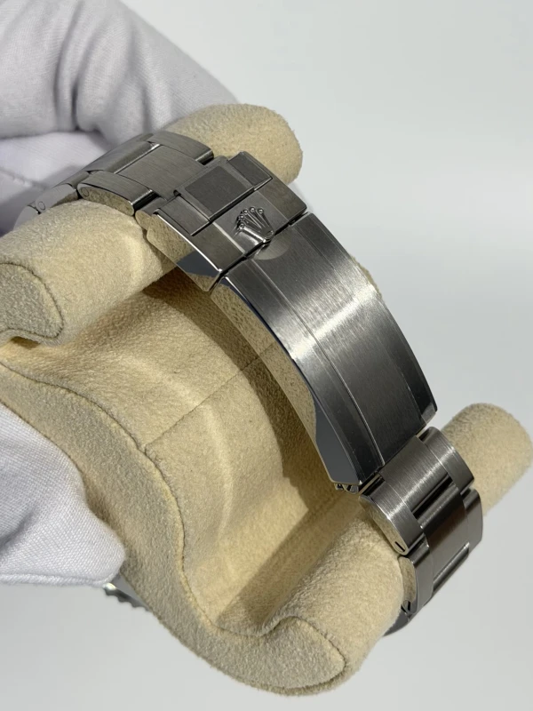 Rolex Deepsea 44mm Steel 136660-0005 3