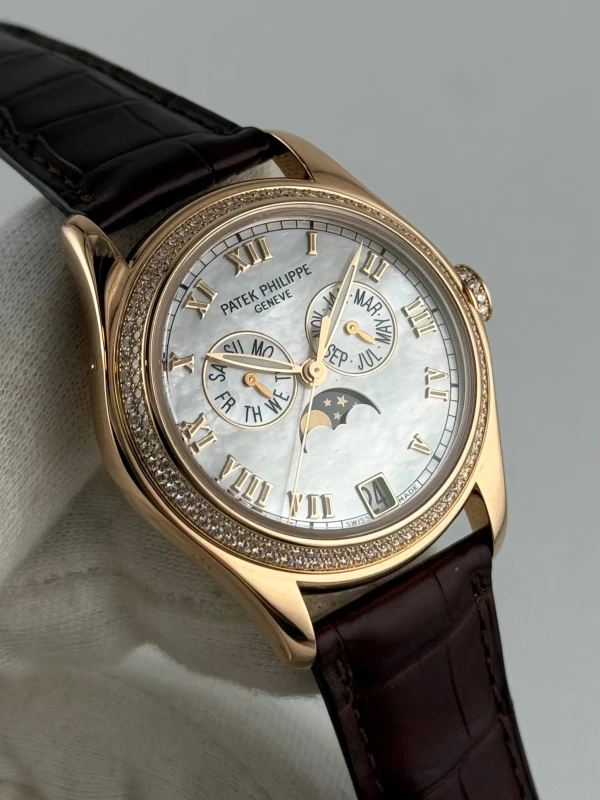 Patek Philippe Ladies 4936R-001 3