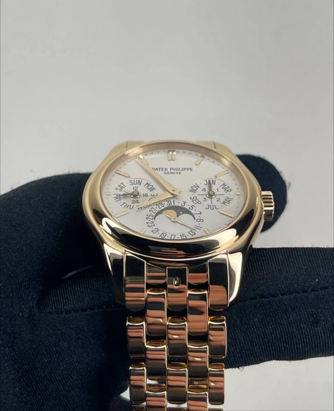 Patek Philippe Perpetual Calendar 18kt White Gold Men's  5136-1J 4