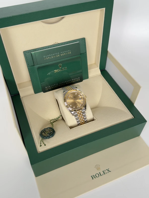 Rolex 41 mm, Oystersteel and yellow gold 126333-0012 5
