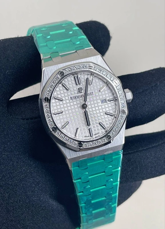 Audemars Piguet Quartz Steel 67651ST.ZZ.1261ST.01 3