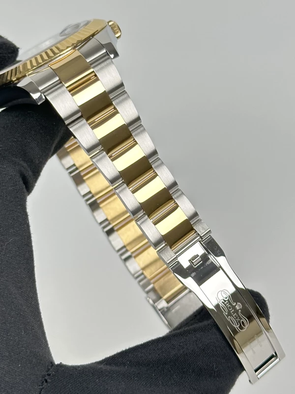 Rolex II 41mm Steel and Yellow Gold 116333 Black 6