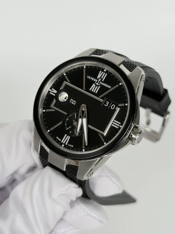 Ulysse Nardin Dual Time 42 mm 243-20-3/42 4