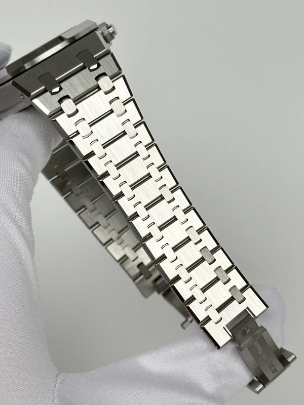 Audemars Piguet Selfwinding Chronograph 41 mm 2022 "50th Anniversary" 26240ST.OO.1320ST.02 7