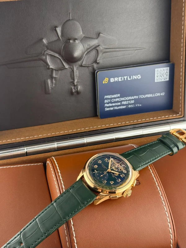 Breitling RB21201A1L1P1 2