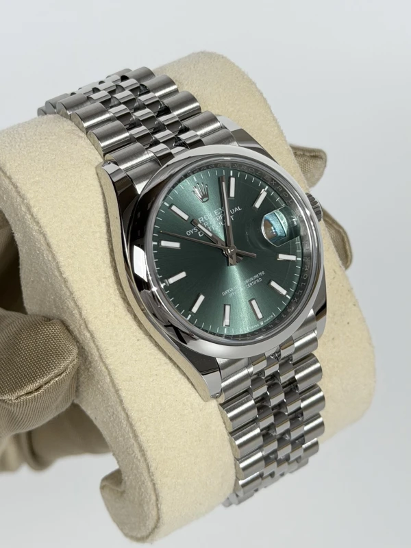 Rolex Datejust 36 mm Steel 126200-0023 2