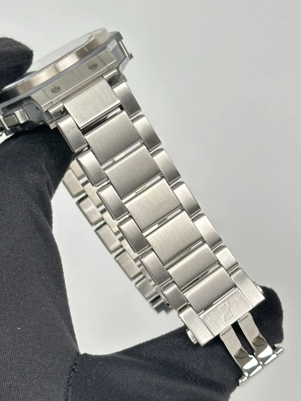 Hublot 301.ST.5020.ST.1104 5
