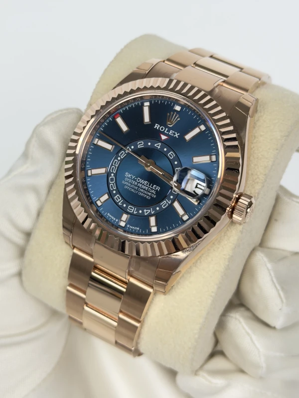 Rolex 42mm Everose Gold 336935-0001 3