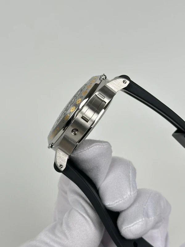 Panerai Sealand For Purdey PAM00818 7