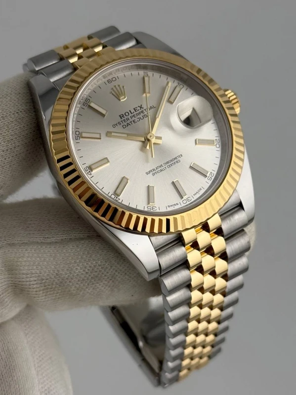 Rolex 41 mm, steel and yellow gold 126333-0002 3