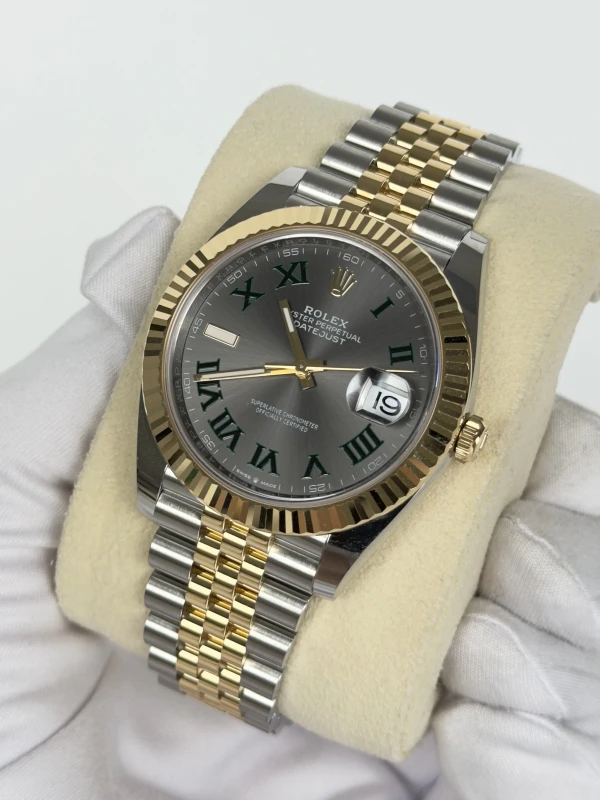 Rolex 41 mm, steel and yellow gold 126333-0020 3