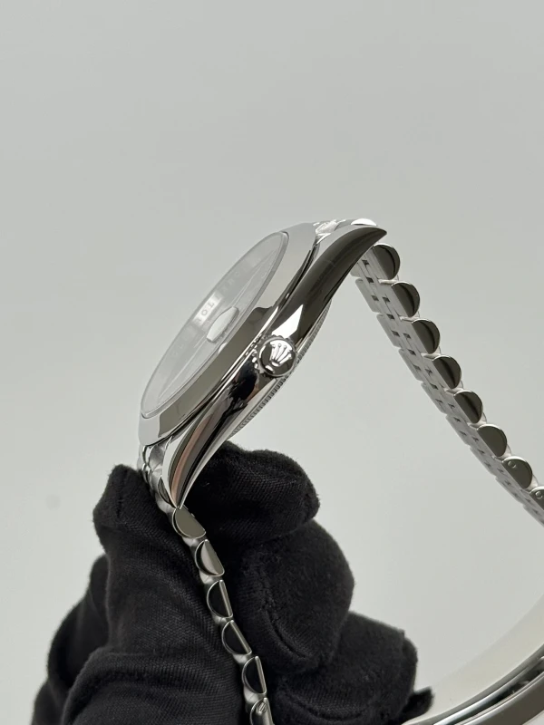 Rolex DATEJUST 41MM STEEL 126300-0014 4