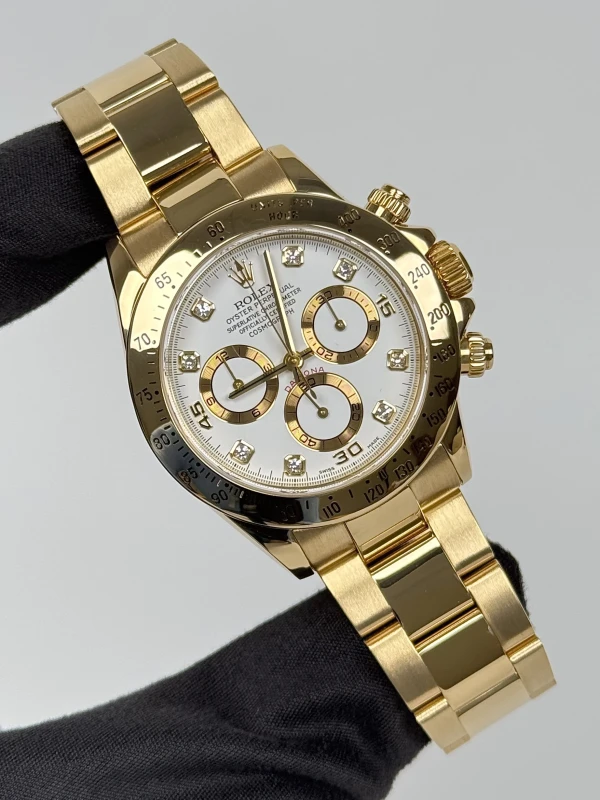 Rolex Cosmograph Daytona 40mm Yellow Gold 116528 wd 2