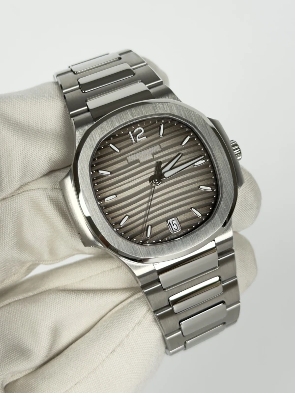 Patek Philippe Lady 7118 7118/1A-011 2