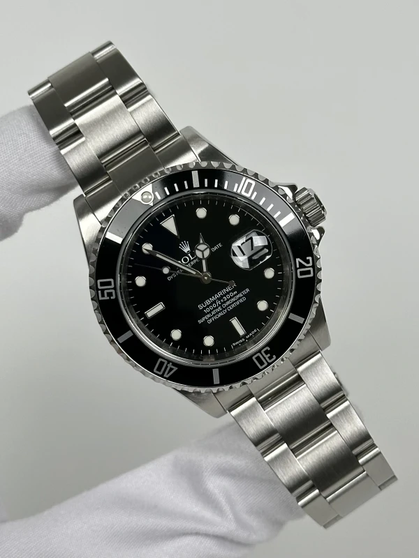 Rolex Date 40mm 16610T 2