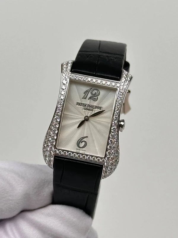Patek Philippe 4972 Serata 4972G-001 4