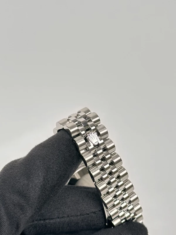 Rolex 31mm Steel 178240-0035 7