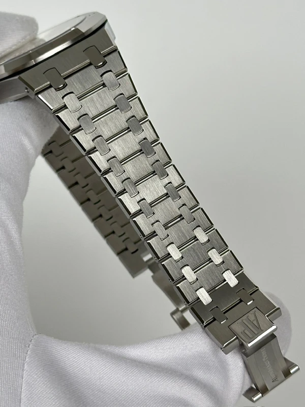 Audemars Piguet Selfwinding 41 mm 15500ST.OO.1220ST.04 5