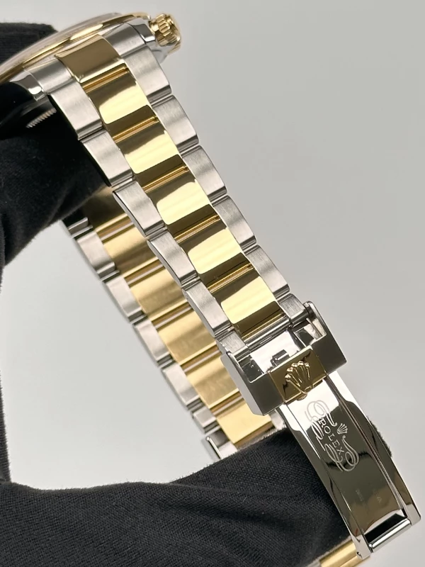 Rolex Cosmograph 40mm Steel and Yellow Gold 116523 ma 6