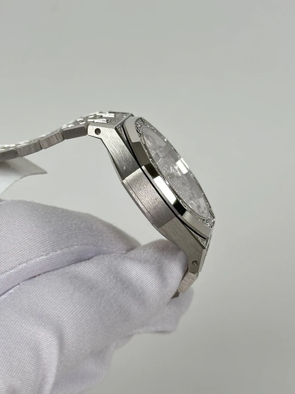 Audemars Piguet 15552BC.ZZ.1358BC.01 4