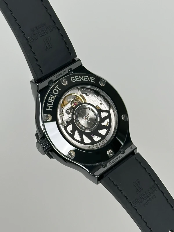 Hublot Automatic 38mm 565.CM.1170.LR.1104 9