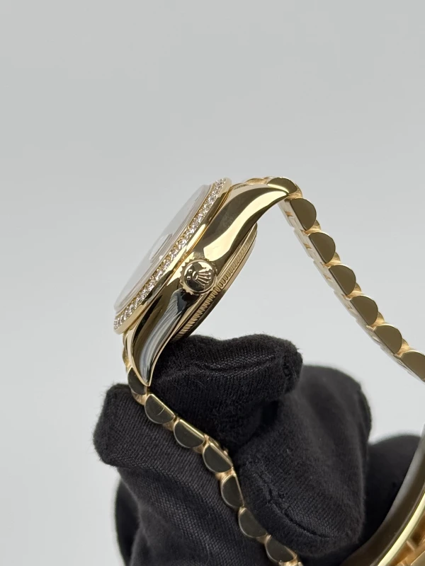 Rolex 28 mm Yellow Gold 279138RBR-0015 4