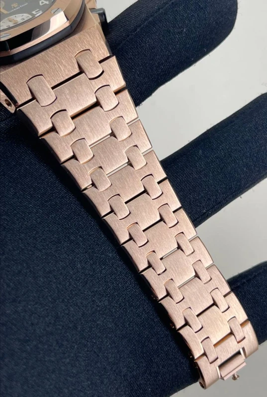 Audemars Piguet Chronograph 42mm 26470OR.OO.1000OR.02 7