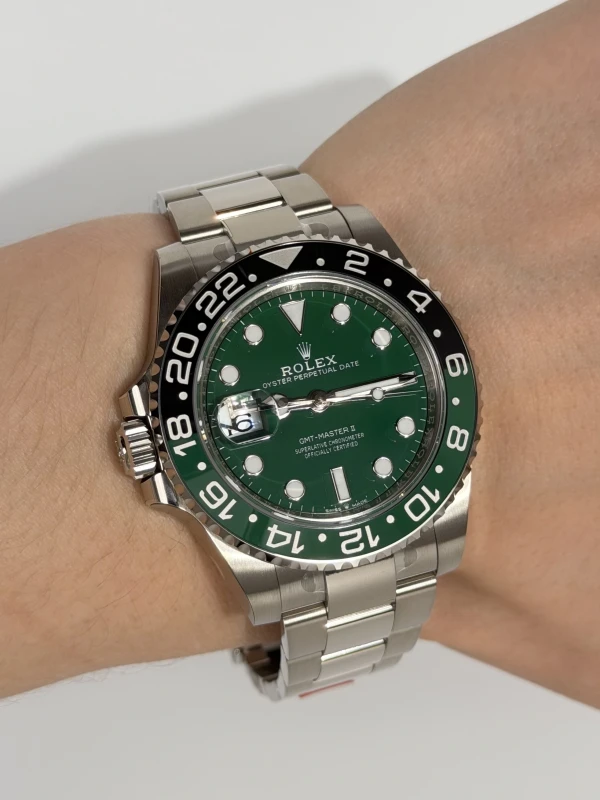 Rolex 40mm White Gold 126729VTNR 5