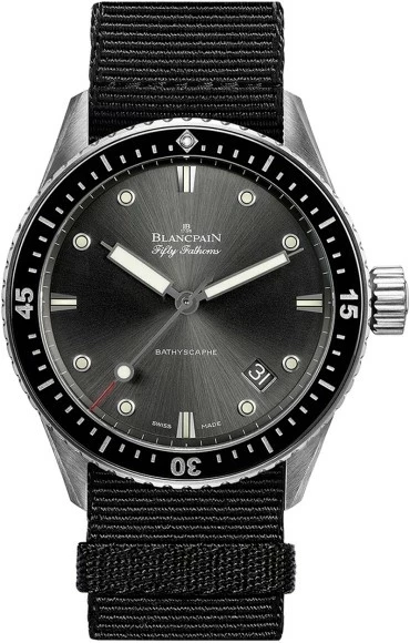 Blancpain Fifty Fathoms Bathyscaphe 5000-1110-NABA изображение - 1