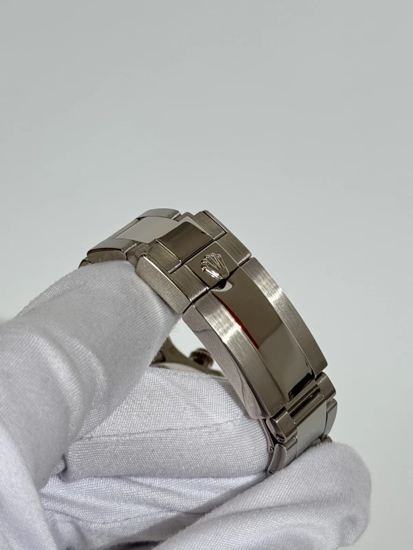 Rolex Cosmograph Daytona 40mm White Gold 116509 pave fix 5