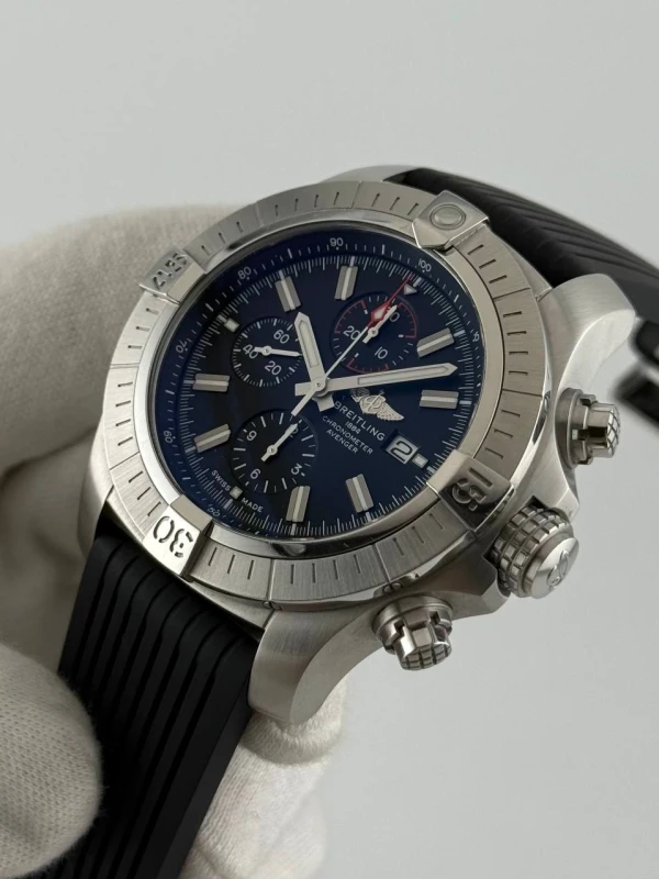Breitling Avenger Super Avenger Chronograph 48 A13375101B1X1 4