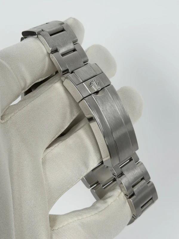 Rolex 4000 126600-0001 3