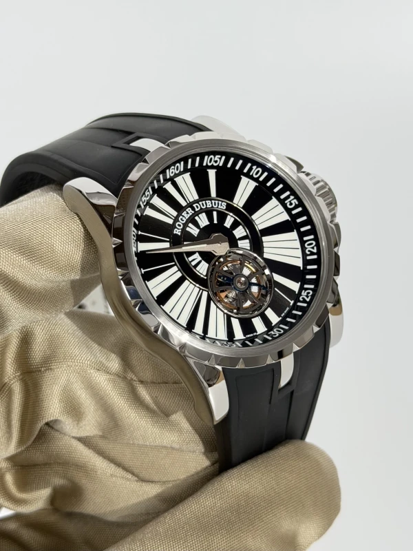 Roger Dubuis Flying Tourbillon EX39-09-9-9.71 3