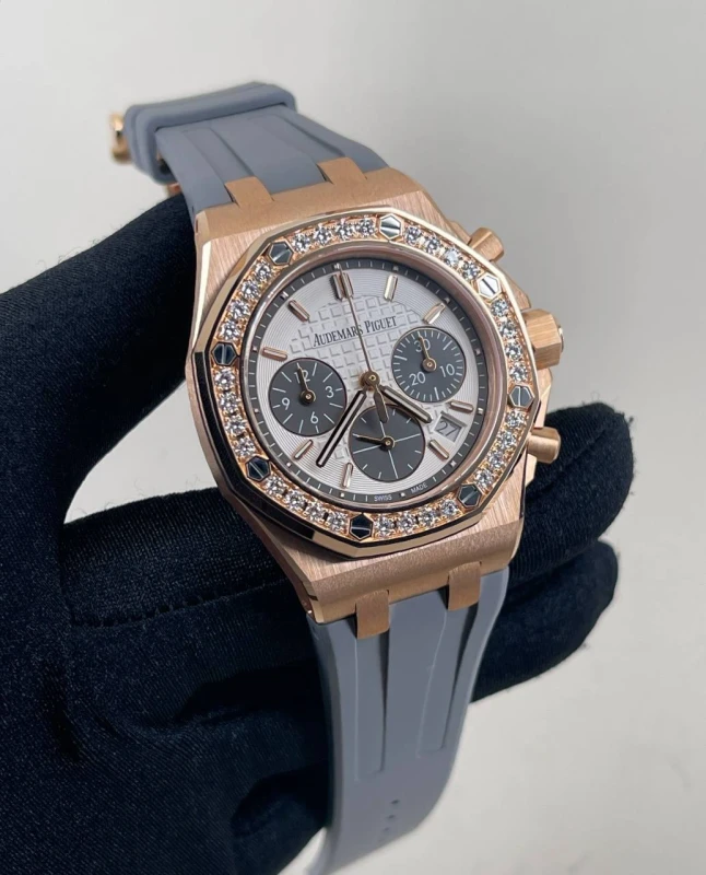 Audemars Piguet Chronograph 26231OR.ZZ.D003CA.01 3
