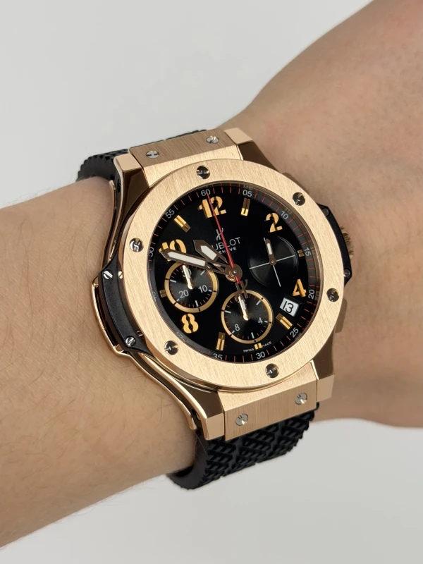 Hublot Rose Gold 341.PX.130.RX 6