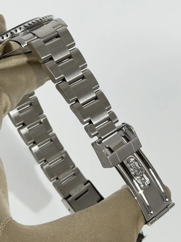 Rolex Date 40mm 16610 4