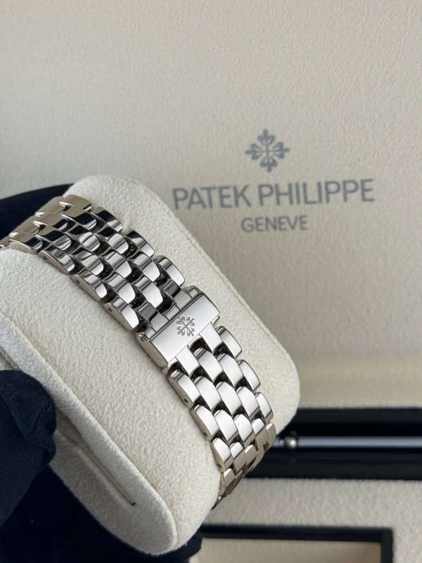 Patek Philippe 5130/1 5130/1G-010 8