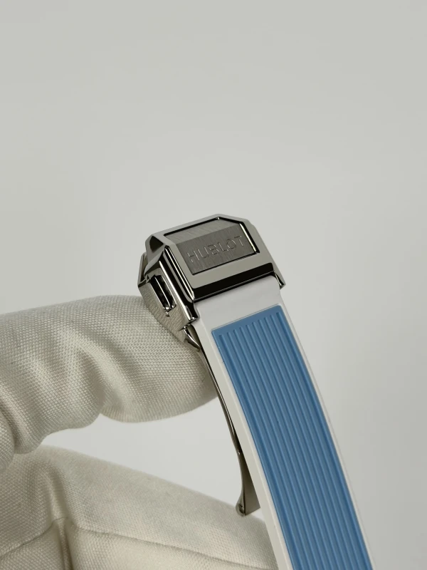 Hublot JOYFUL STEEL SKY BLUE 485.SL.2210.RX.1207 5