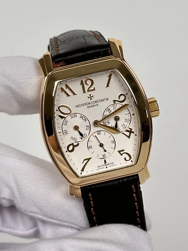 Vacheron Constantin Tonneau Day & Date Royal Eagle 42008/000J-9061 3