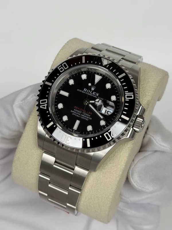 Rolex 4000 126600-0001 3