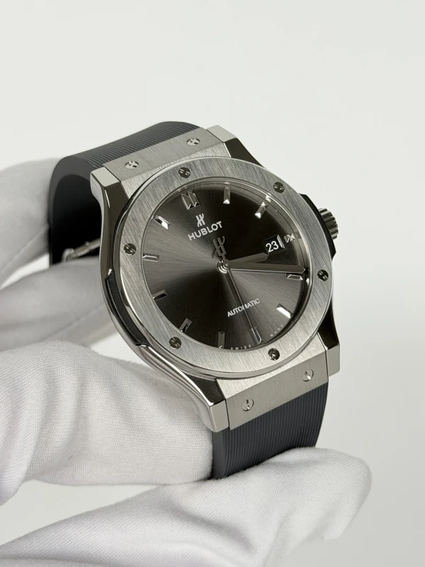 Hublot Titanium 542.NX.7071.RX 3