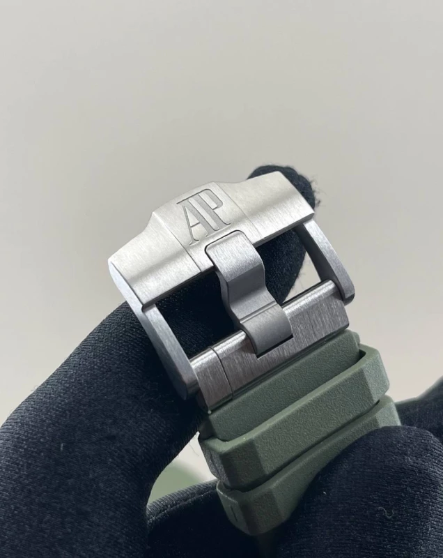 Audemars Piguet Diver 15720ST.OO.A052CA.01 7