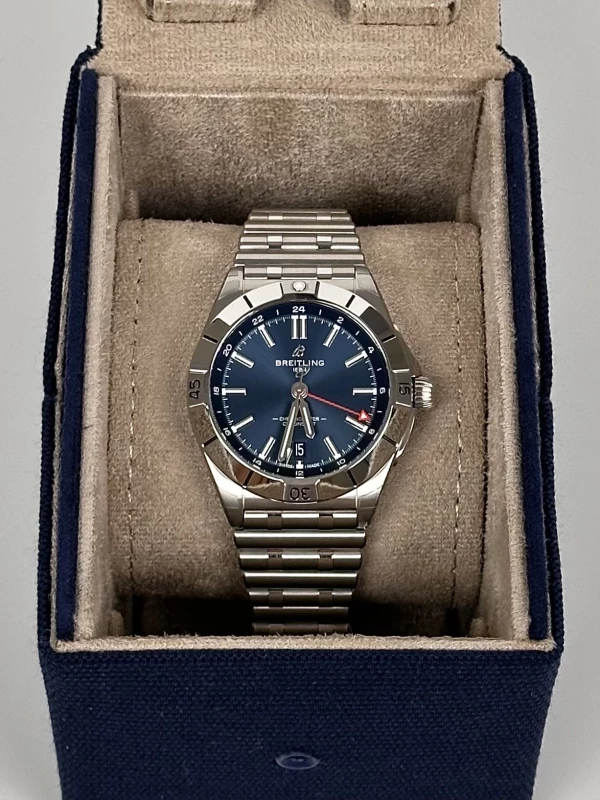Breitling AUTOMATIC GMT 40 A32398101C1A1 5