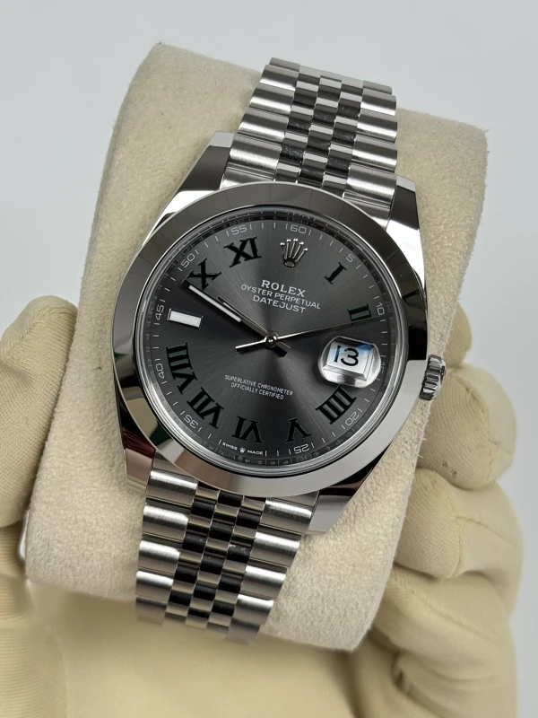Rolex DATEJUST 41MM STEEL 126300-0014 4