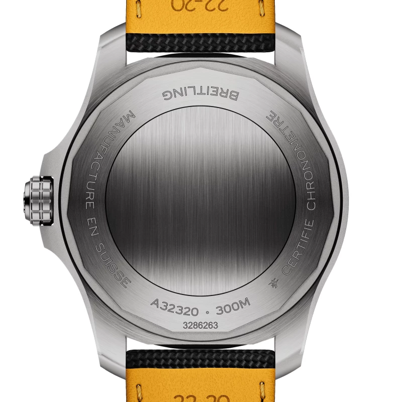 Breitling AVENGER AUTOMATIC GMT 44 A32320101B1X1 3