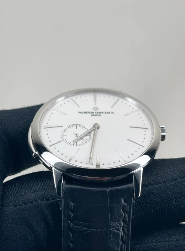 Vacheron Constantin 30110/000P-9999 4