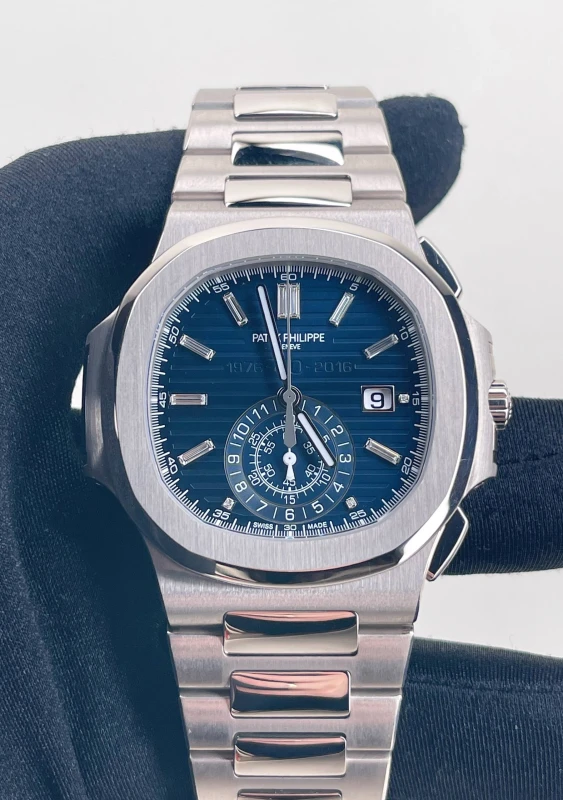 Patek Philippe 5976/1 5976/1G - 40th Anniversary 4