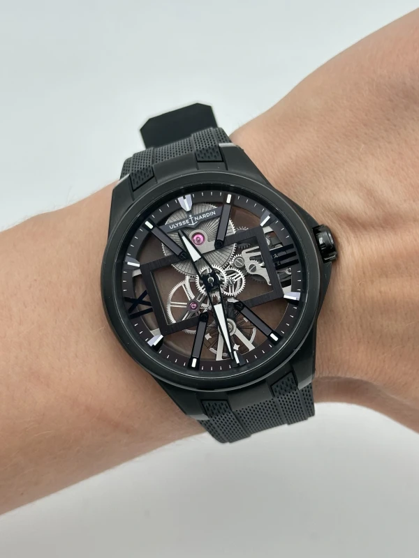 Ulysse Nardin Skeleton X 3713-260-3/BLACK 9